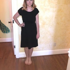 Simple Black Dress 🌷